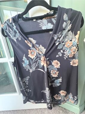 Beacon Navy Floral Twist-Front Sleeveless Top